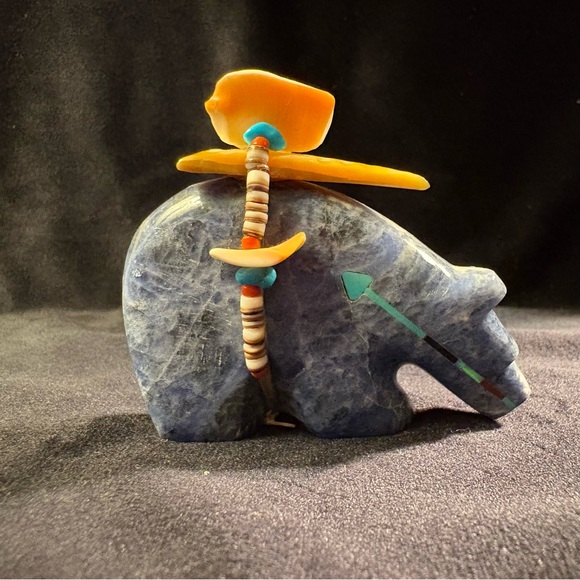 Zuni Stone Bear Fetish - Picture 3 of 11
